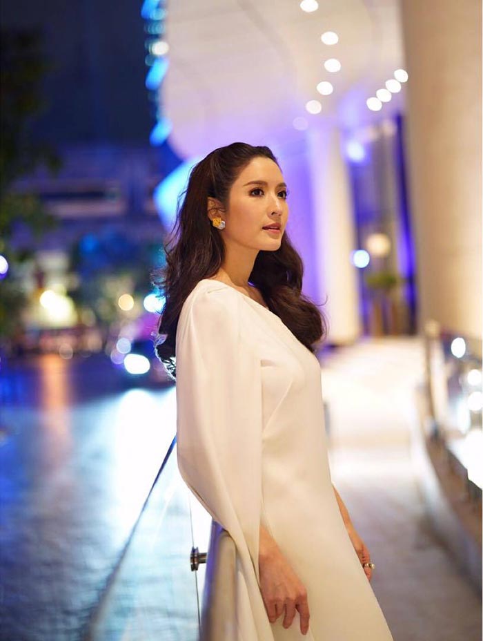 แอฟ ทักษอร