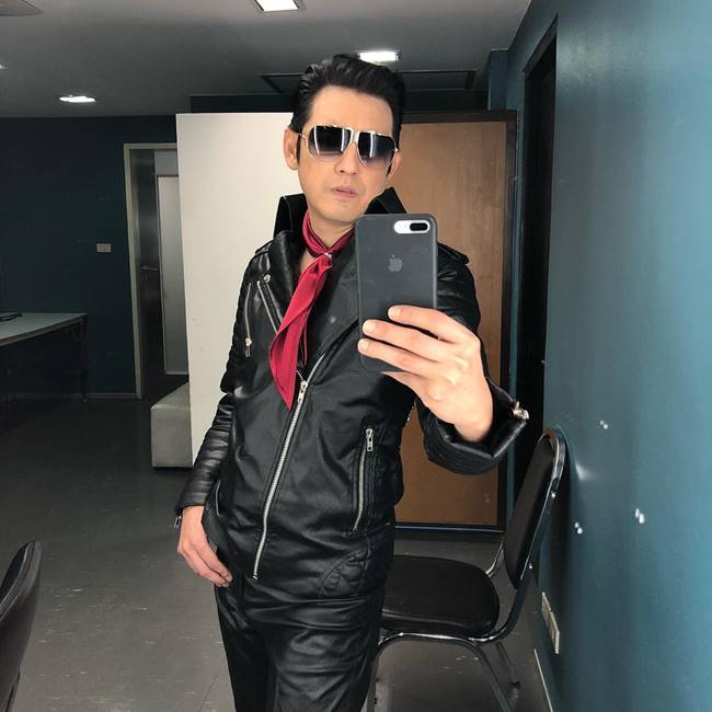 ติ๊ก ลงรูปซบไหล่แม่หนุ่ม ศรราม