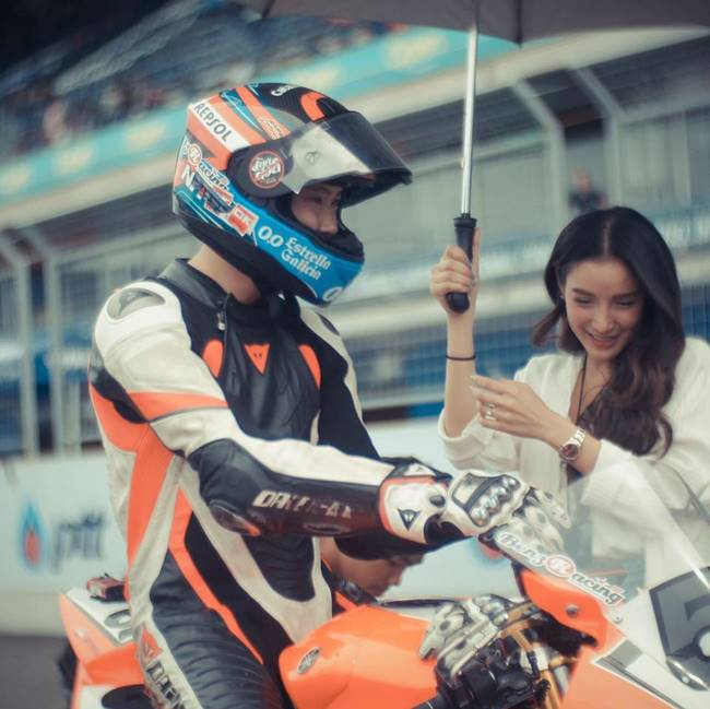 เบนซ์ เรซซิ่ง