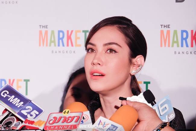 แมท ภีรนีย์ 