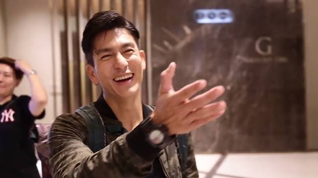 ติ๊ก เจษฎาภรณ์ 