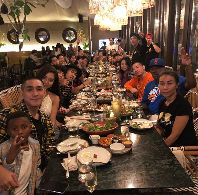 ปราง สุดเขิน โต้ง Twopee จุ๊บหน้าผาก