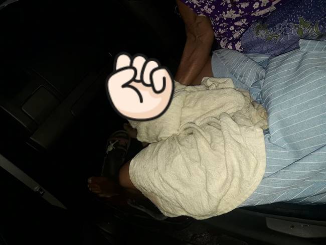 คลอดลูกบนรถ