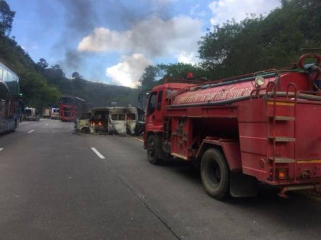 ไฟไหม้รถตู้นักแสดงซีรีส์ดัง 