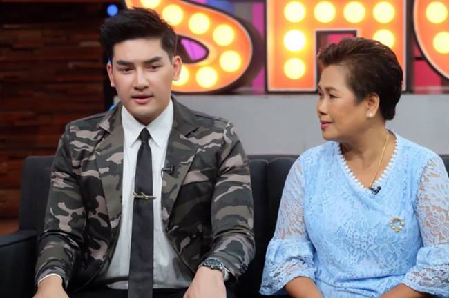 สิงโต เดอะสตาร์