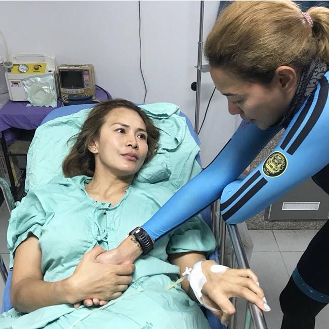 เอ อัญชลี - โย ยศวดี