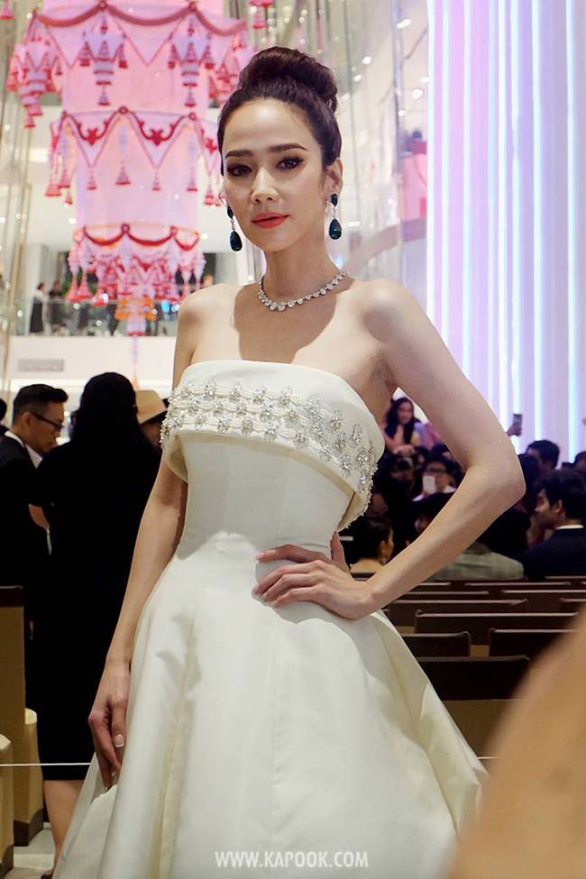 แซ่บ ! เปิดฉายาดารา ปี 2561 