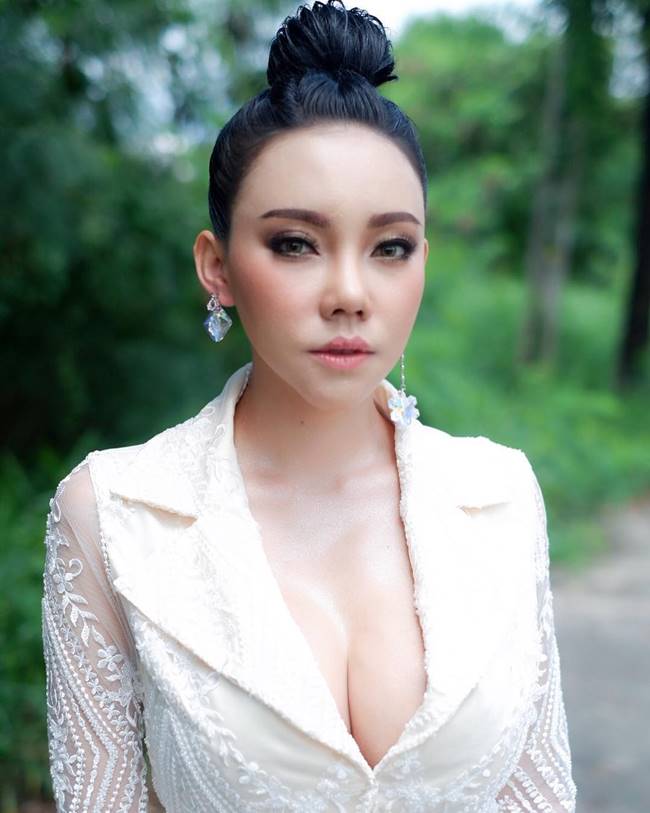 เอ็มมี่ แถลงปมโกงแชร์