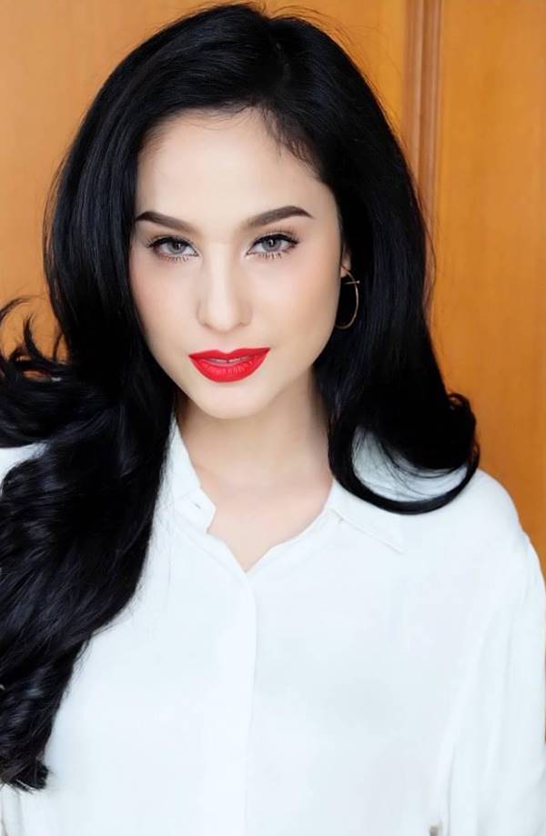 ขวัญ อุษามณี