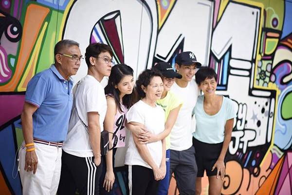 เจนี่ มิกกี้