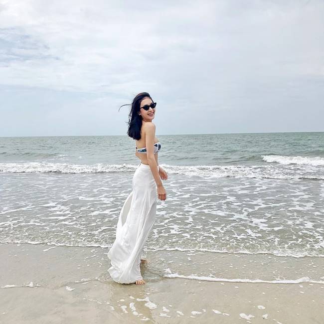 เนย โชติกา