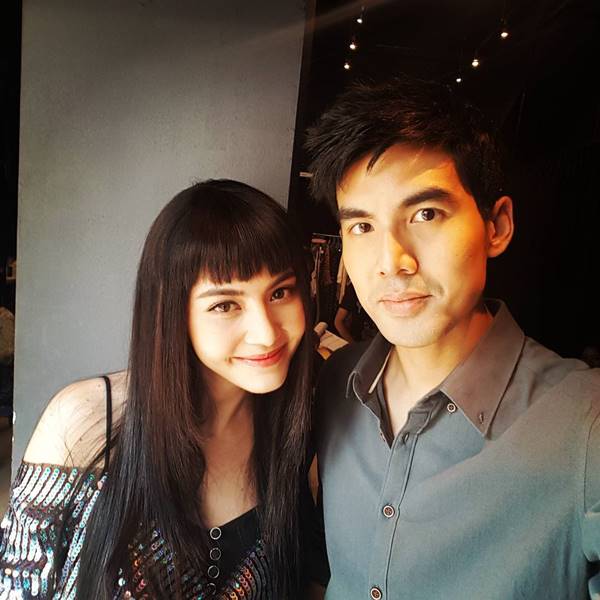 ใหม่ - เต๋อ