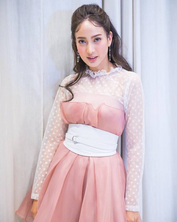 แต้ว ณฐพร 