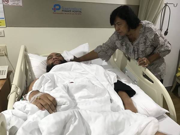 กอล์ฟ ฟักกลิ้ง ฮีโร่ 