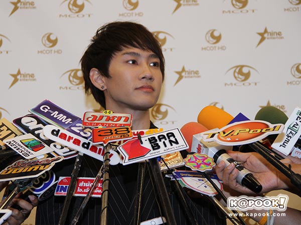 กัปตัน ชลธร