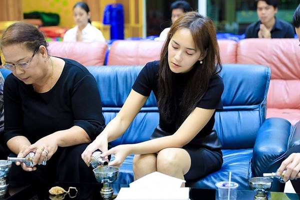 บี น้ำทิพย์