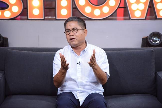 เด๋อ ดอกสะเดา 