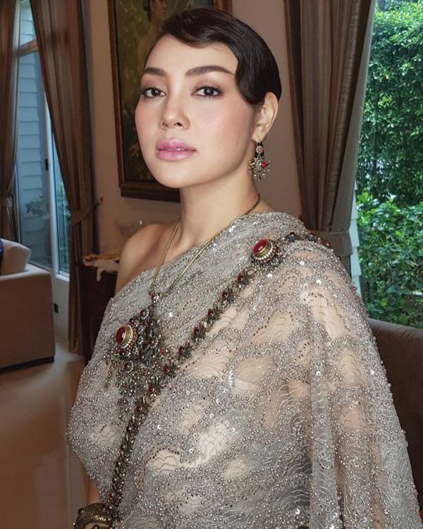 ตั๊ก บงกช