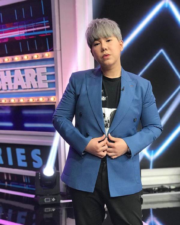 ดีเจบุ๊กโกะ