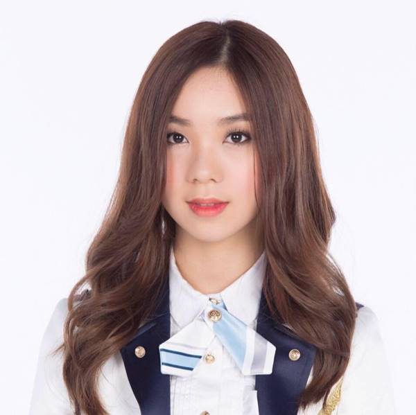 ปัญ BNK48