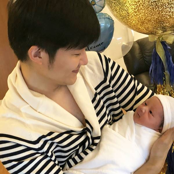 อั๋น ภูวนาท 