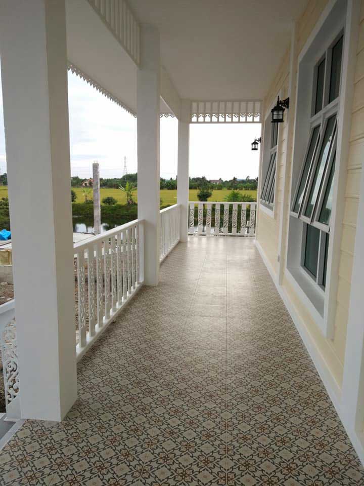 บ้านสไตล์โคโลเนียล