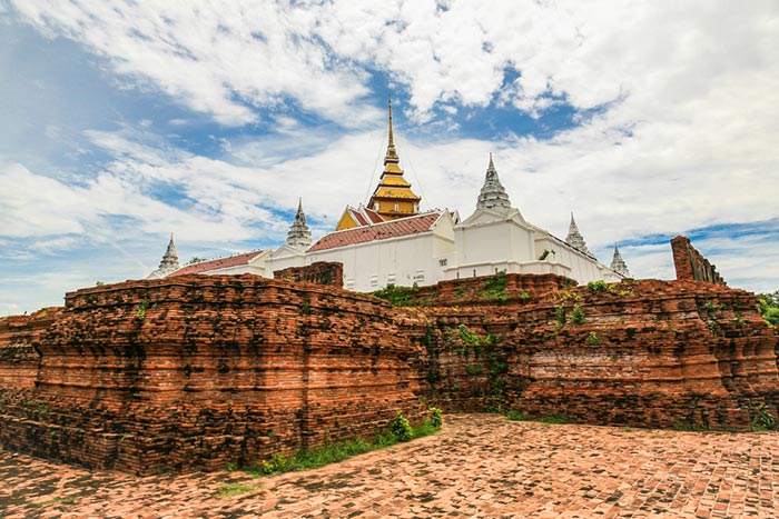 ปราสาทนครหลวง