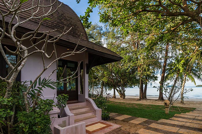 ที่พักเกาะช้าง ติดทะเล