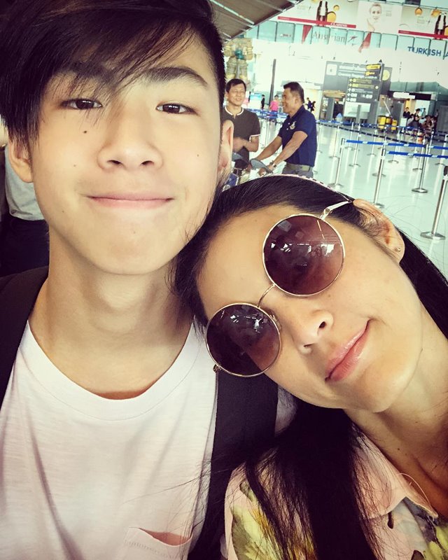 ข่าวปิ่น เก็จมณี