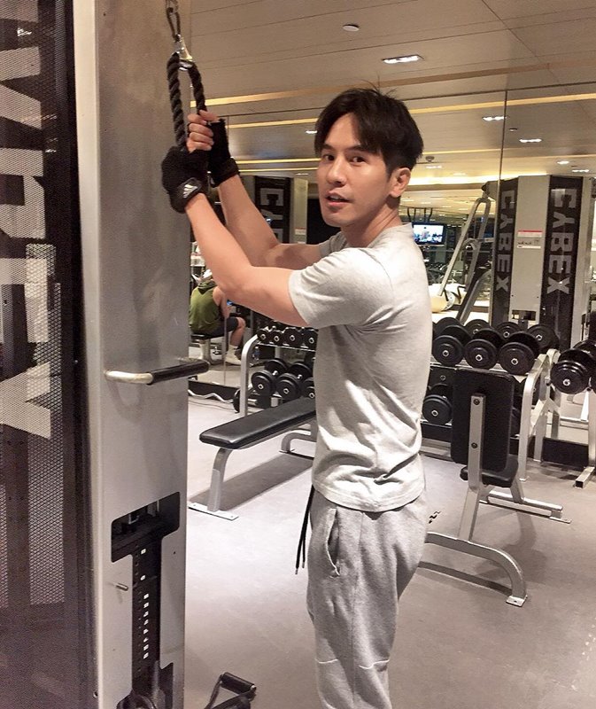 โป๊ป ธนวรรธน์