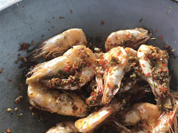 กุ้งผัดพริกเกลือ