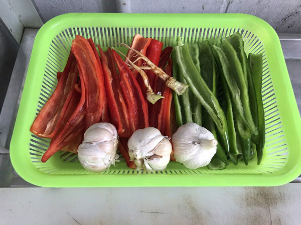 กุ้งผัดพริกเกลือ