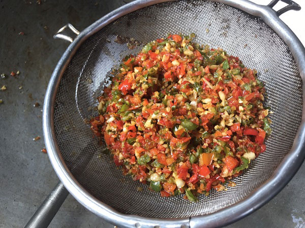 กุ้งผัดพริกเกลือ