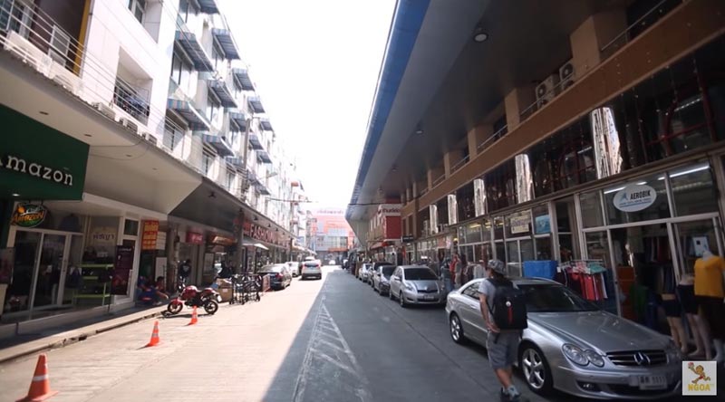 บ้านเจ้เล้ง