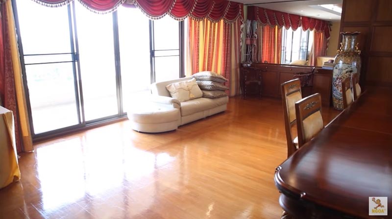 บ้านเจ้เล้ง