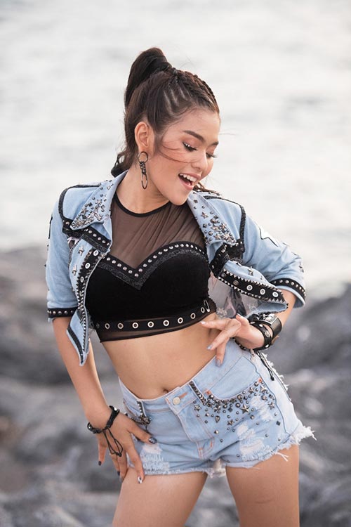 ธัญญ่า อาร์สยาม 