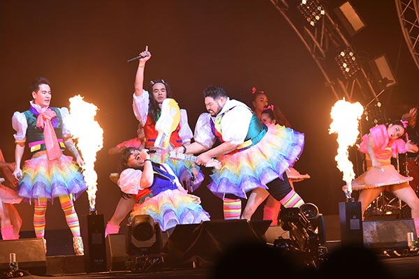 คอนเสิร์ตสามแยกปากหวาน 3 บวก 1