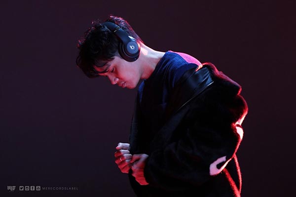  4 หนุ่ม ซีซันไฟฟ์