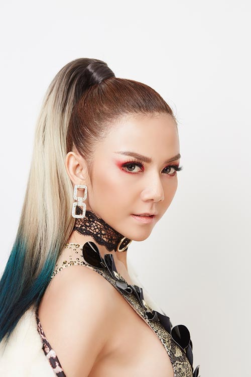 จ๊ะ อาร์สยาม