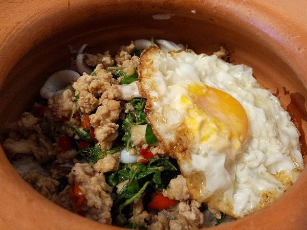 9 ร้านผัดกะเพรา