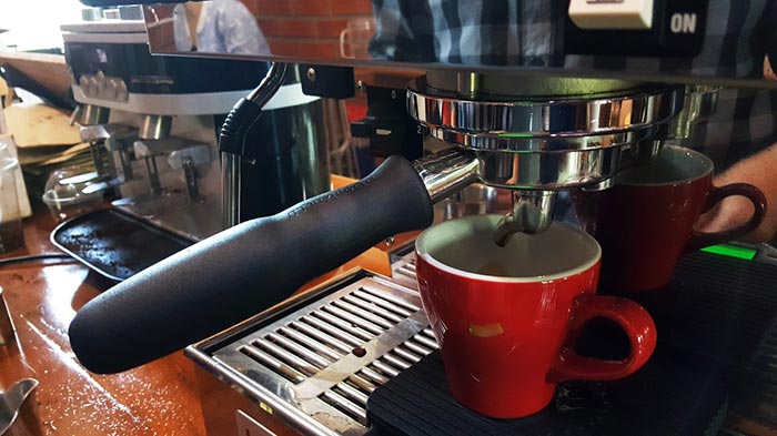 ร้านกาแฟสุพรรณบุรี