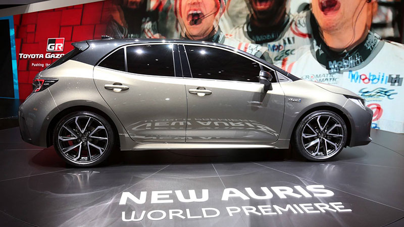 Toyota_Auris_2019
