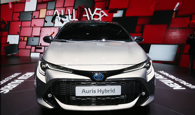 Toyota_Auris_2019