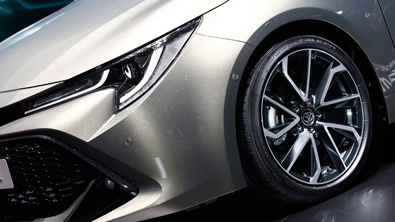 Toyota_Auris_2019