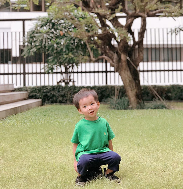 เพชร นาระ