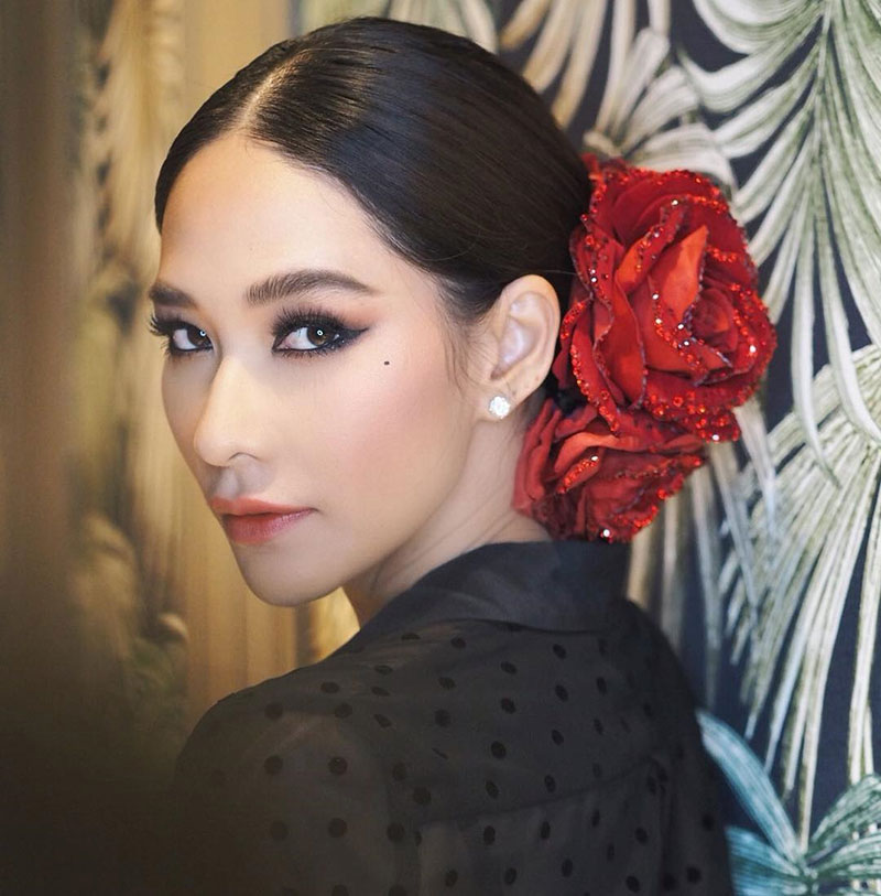 พลอย เฌอมาลย์