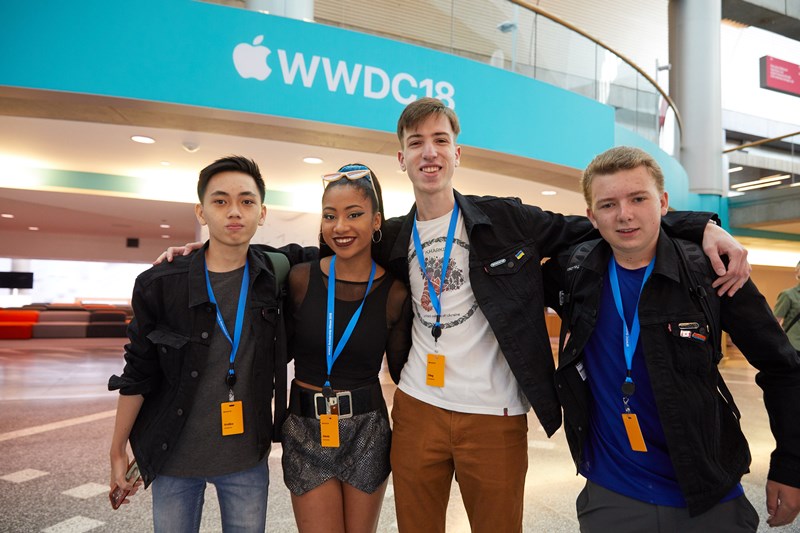 แอปเปิลฉลองครบรอบ 10 ปี App Store