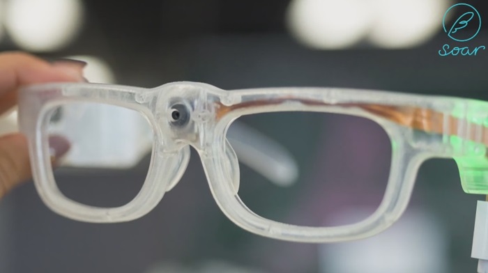 Oton Glass แว่นสำหรับผู้พิการทางสายตา