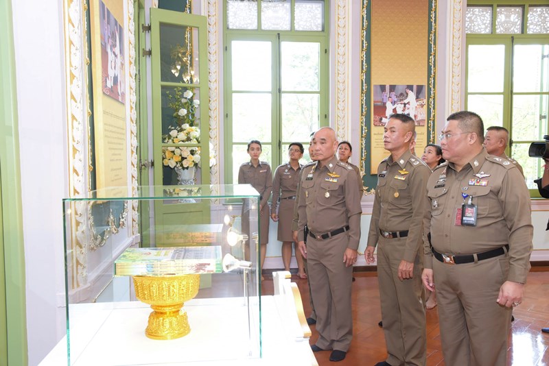 นิทรรศการเฉลิมพระเกียรติสมเด็จพระเจ้าอยู่หัว ณ วังปารุสกวัน