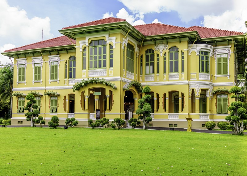 นิทรรศการเฉลิมพระเกียรติสมเด็จพระเจ้าอยู่หัว ณ วังปารุสกวัน